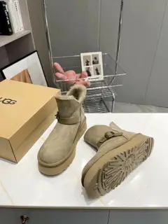 UGG Longfeng A-grade leather and fur