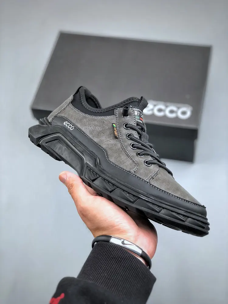 ECCO Classic and modern craftsmanship quality fusion Selected calfskin fabric Versatile
