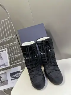 Dior autumn and winter new down boots ski boots This ski boot is very popular this year