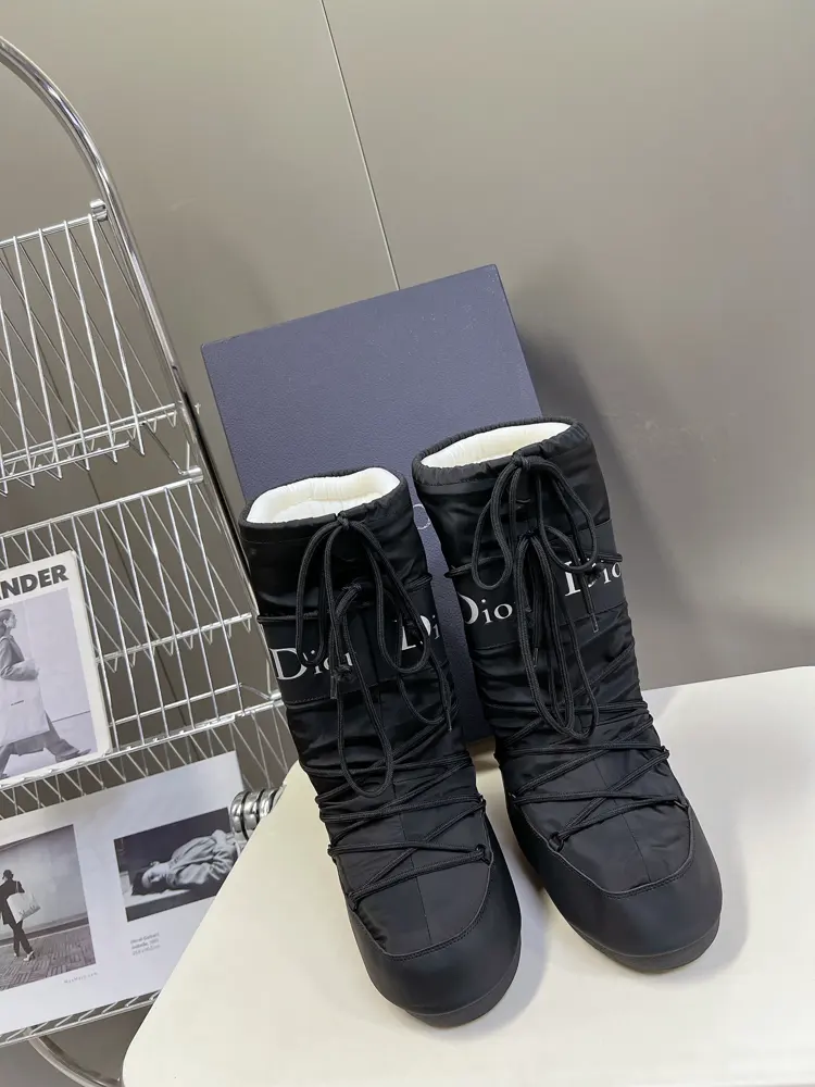 Dior autumn and winter new down boots ski boots This ski boot is very popular this year