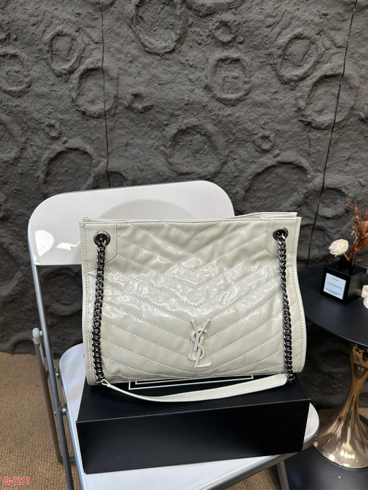 Yves Saint Laurent Bag