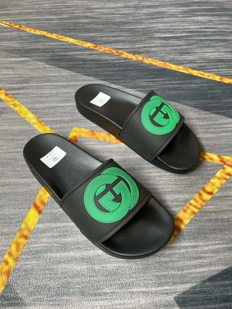 Gucci couple flip flops