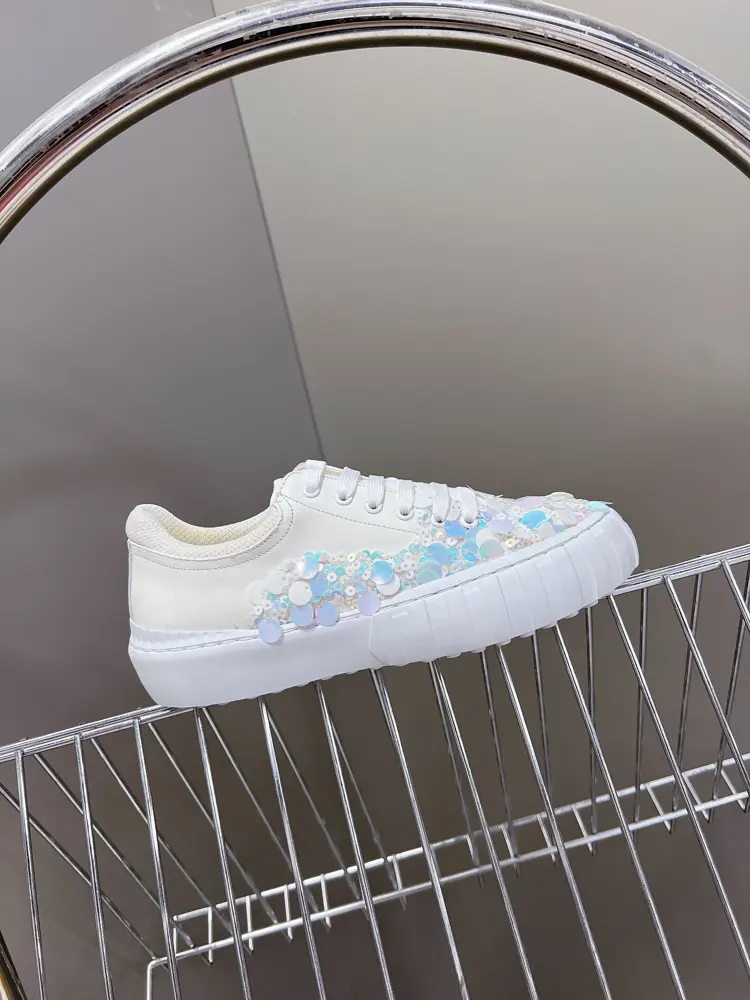 Fendi Spring and Summer Catwalk Sequined Casual Shoes