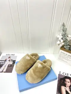 Prada Autumn and Winter Furry Slippers Series