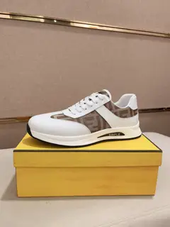 Fendi men’s new lace-up sneakers
