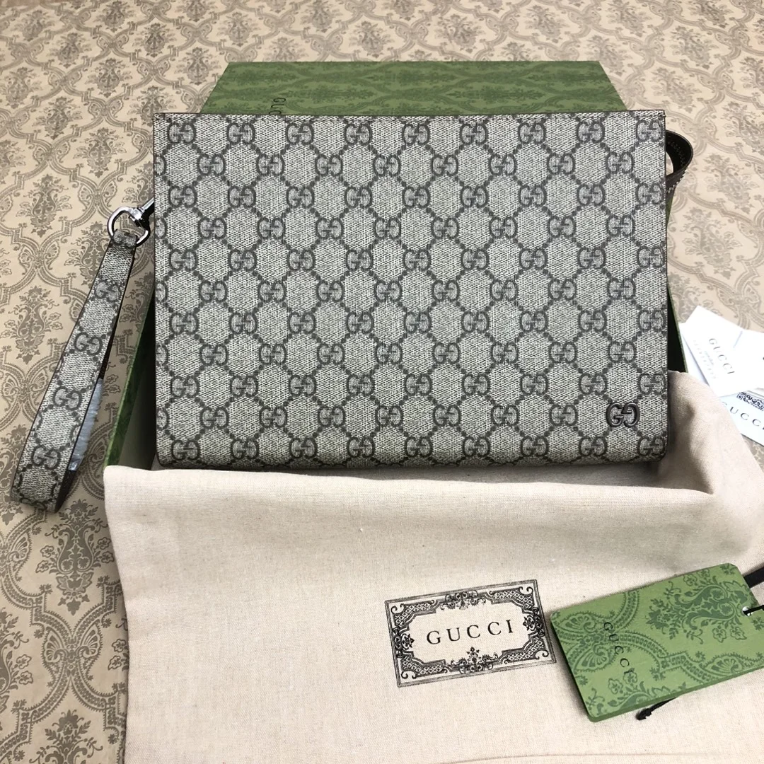 Gucci Clutch