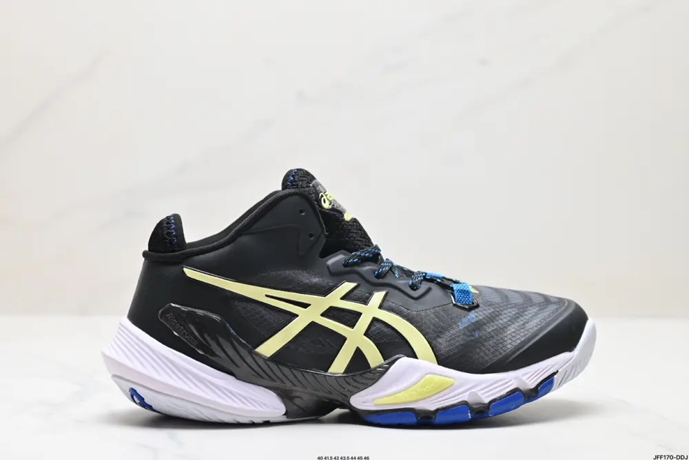 Asics METARISE stable running shoes have a double-layer jacquard mesh design on the upper to 1051A058-100