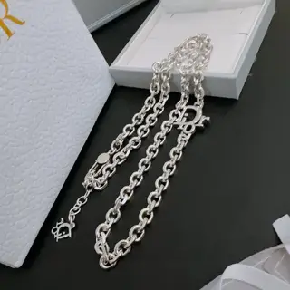 DIOR New Dior necklace Original goods New counter model Retro fashion essentials Can be