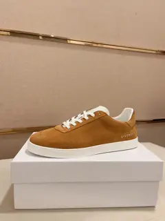 Givenchy low-top men’s sneakers