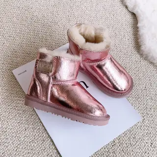 UGG fur side panels
