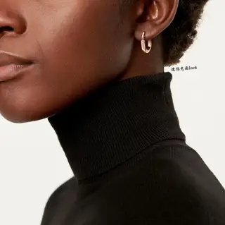 Tiffany mini glossy lock earrings