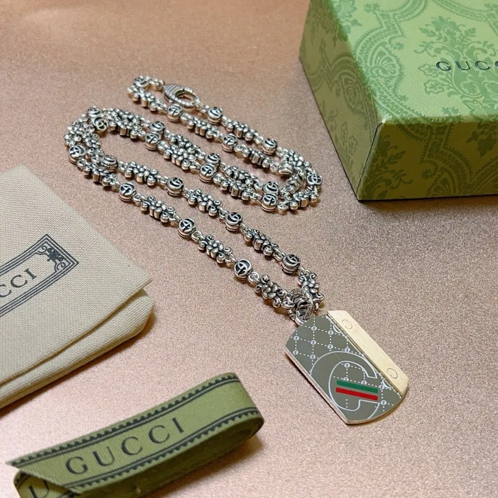 The latest Gucci necklace with a higher grade chain