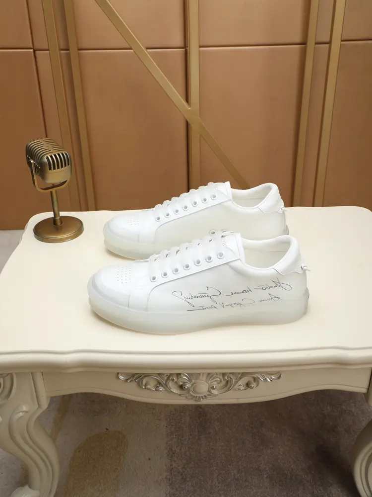 Givenchy men’s casual shoes Upper
