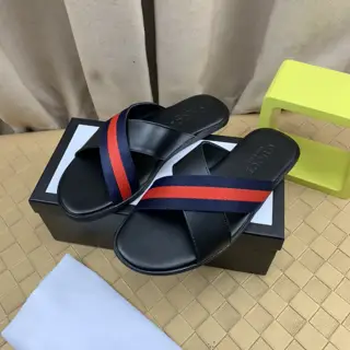 Gucci slippers