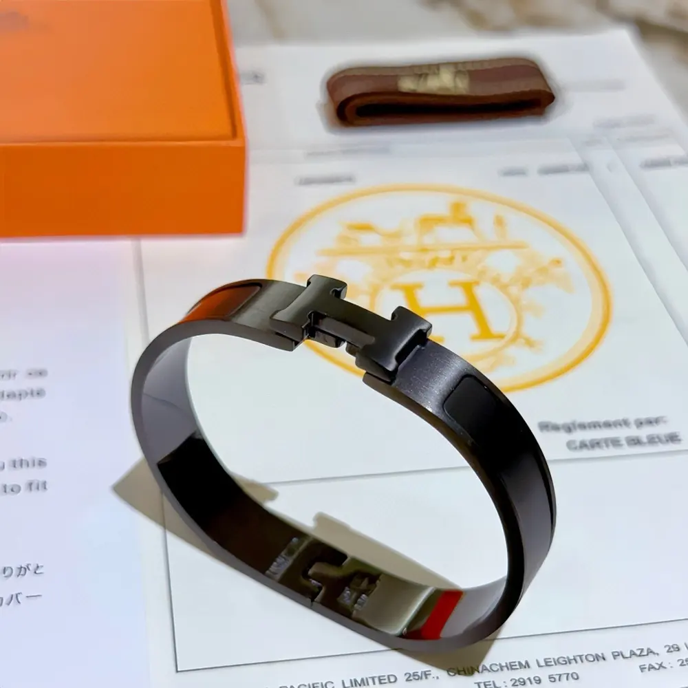 Hermes bracelet Black Warrior Size 17 19cm Original custom bracelet The enamel craft is a