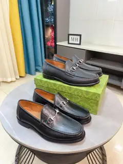 Gucci leather shoes are the most popular classics. The official website is synchronized