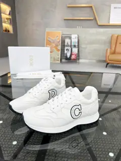 Dior couple style official website new product original goods counter synchronization