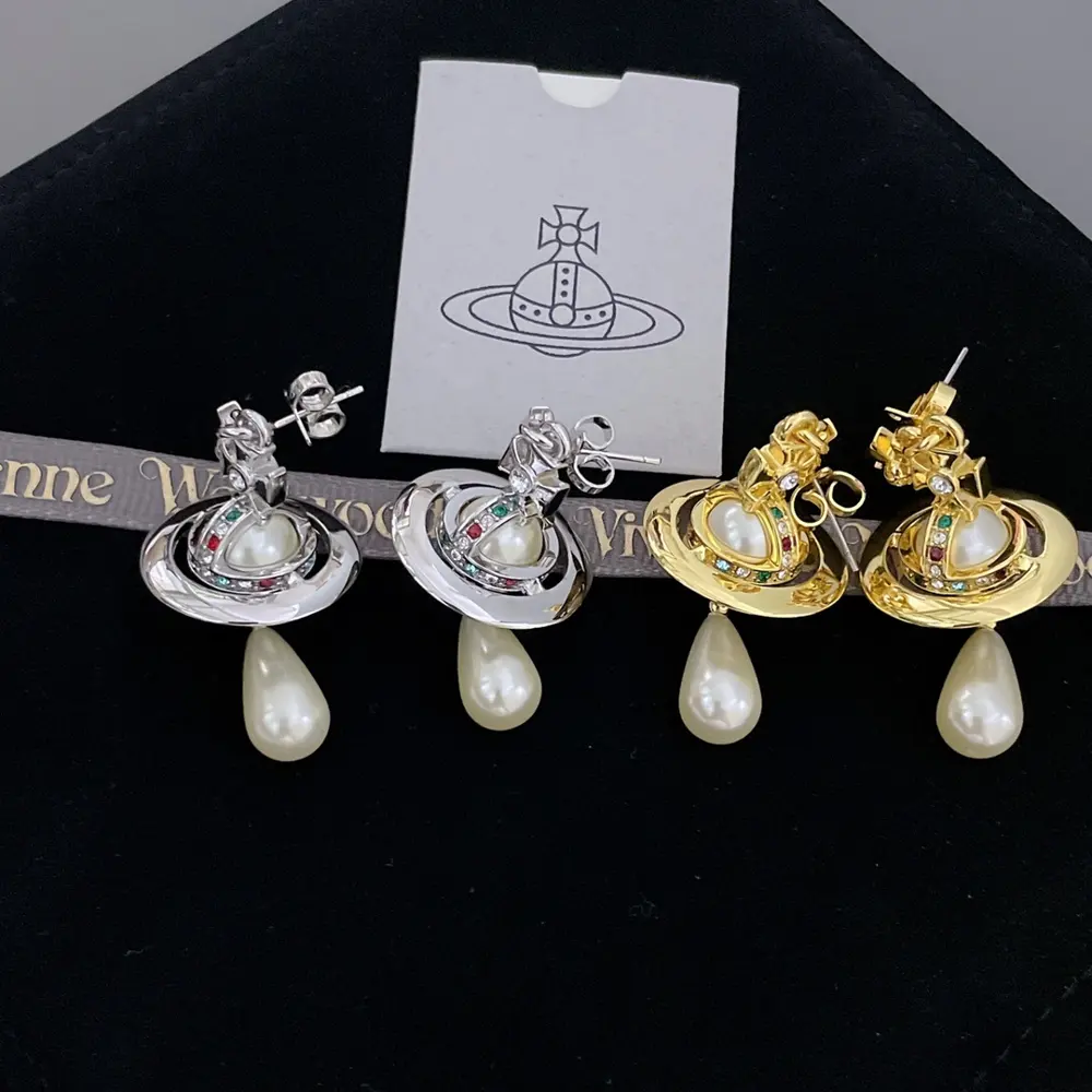 Vivienne Westwood’s beautiful three-dimensional Saturn earrings