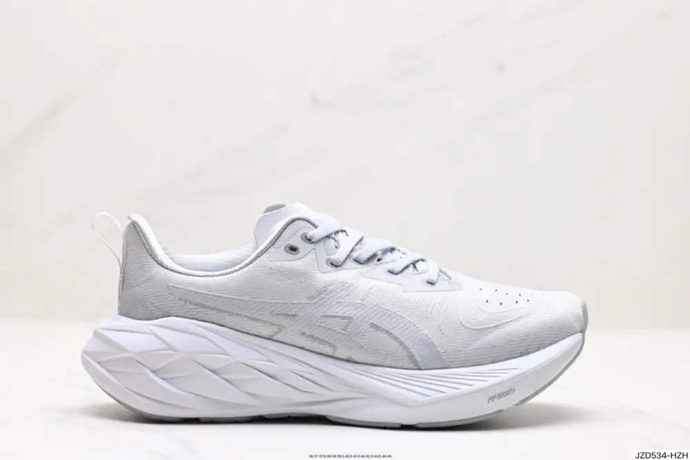 ASICS breathable mesh upper with some synthetic leather material uses the new AHAR+ rubber 1011B693-402