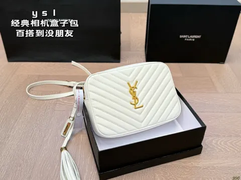 Yves Saint Laurent Bag