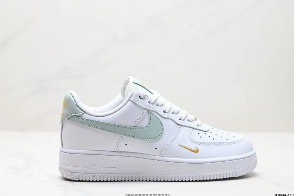 NIKE AIR FORCE 1’07 Sneakers DA8481-100