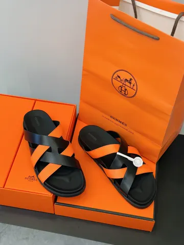 Hermès Men’s Kazimir Slippers