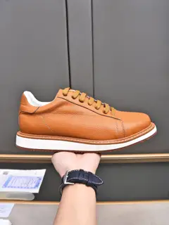 Brunello Cucinelli men’s lace-up casual low-top men’s shoes This brand is a world-class