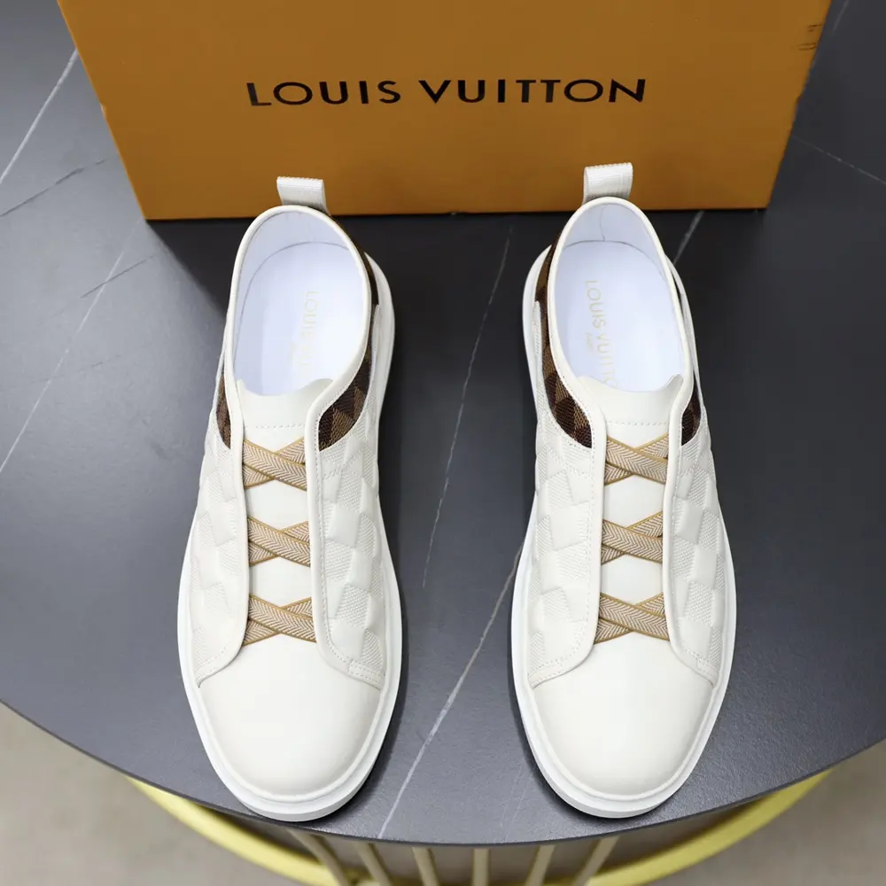 Louis Vuitton men’s business fashion casual sneakers