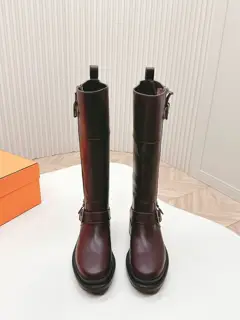 HERMES Autumn and Winter Runway High Boots Rider Boots This season’s autumn and winter main