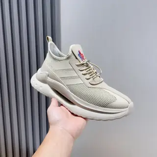 MONCLER men’s lace-up casual sports shoes are comfortable and non-slip. The upper