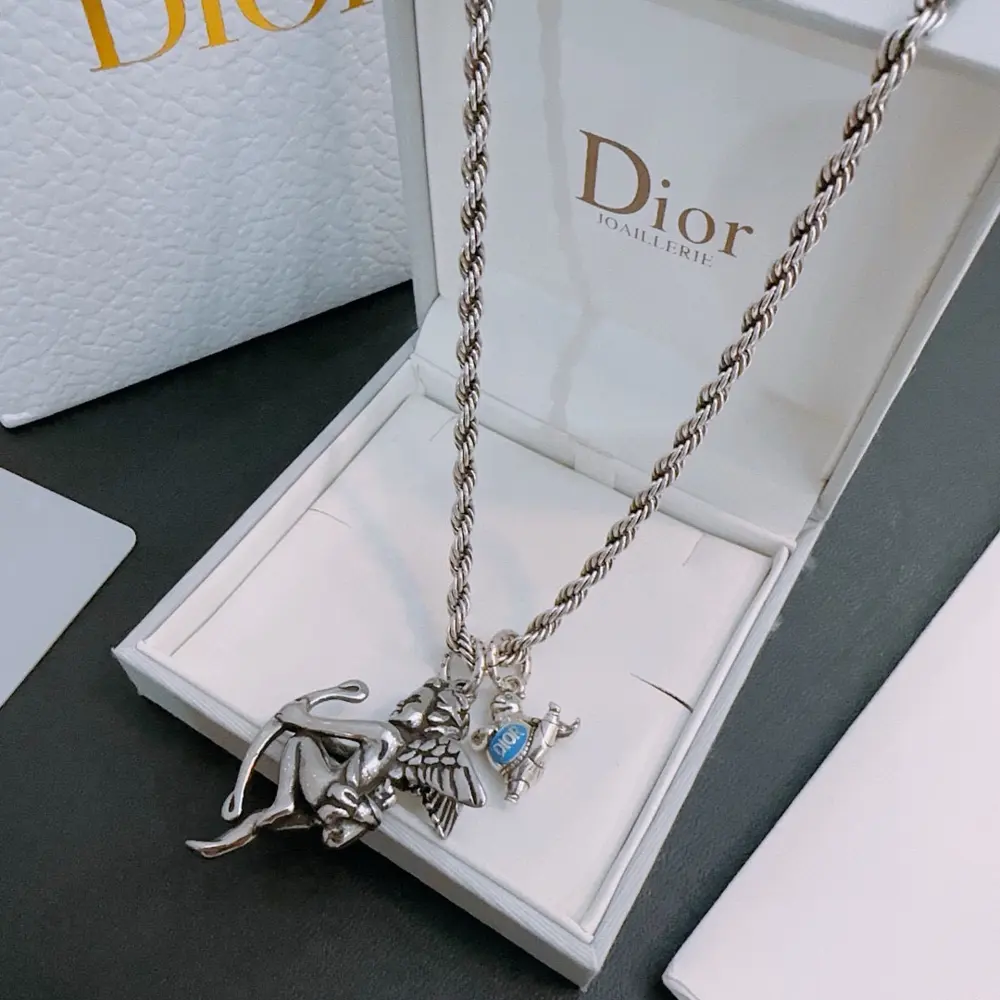 DIOR New Dior necklace Original goods New counter model Retro fashion must-have Men and