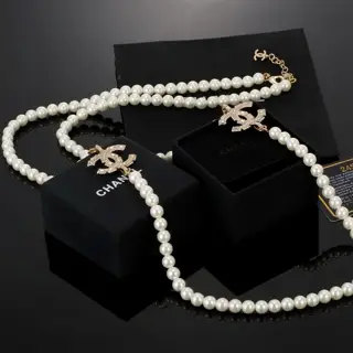 Chanel Double C Pearl Necklace Sweater Chain