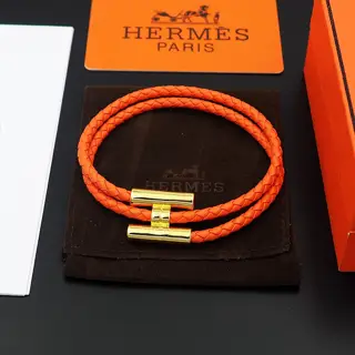 Hermes Men’s double-loop leather bracelet