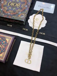 Dior@Dior necklace