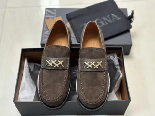 ZEGNA Garonne Flex men’s leather shoes are a rare slip-on style. The shoes