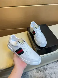 Gucci sneakers. Counter purchase Casual shoes Original leather imported from Italy