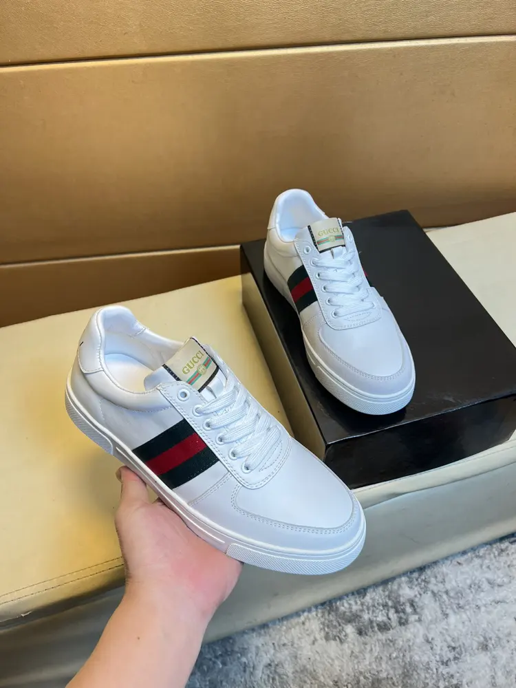 Gucci sneakers. Counter purchase Casual shoes Original leather imported from Italy
