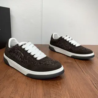 Chanel leather casual sneakers