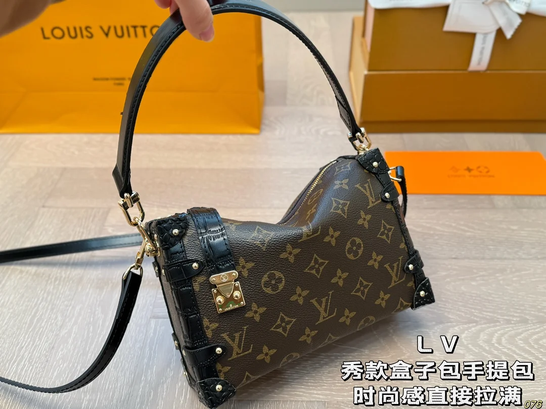 Louis Vuitton Crossbody
