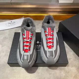 Prada men’s lace-up leather casual sports shoes