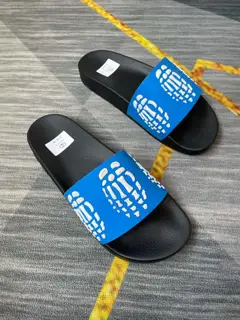 Gucci couple flip flops