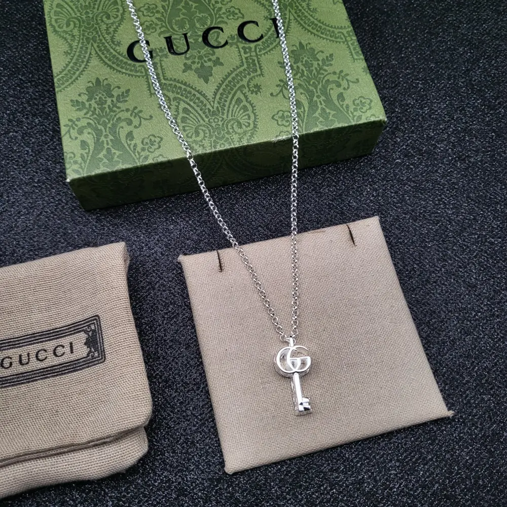 Gucci necklace
