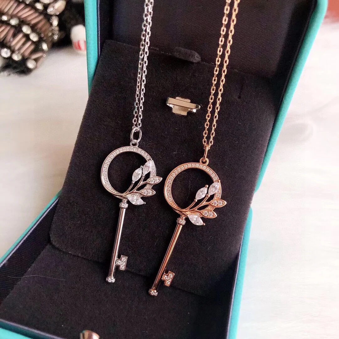 Tiffany Victoria series feather key necklace