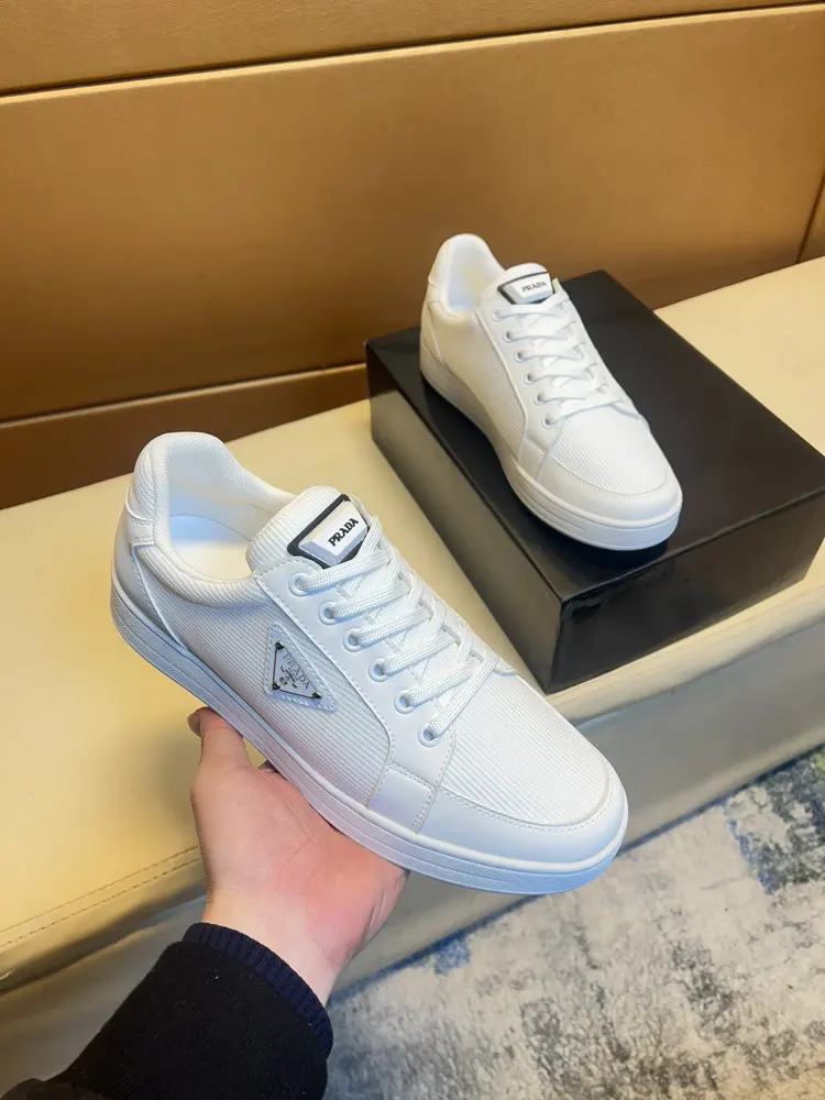 Prada casual shoes Original leather imported from Italy