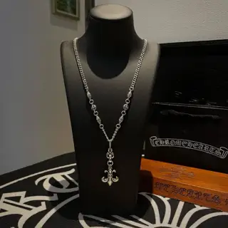 Chrome Hearts Classic Vintage Sideways Necklace Scout Flower Pendant