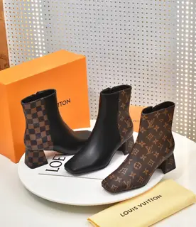 Louis Vuitton inner belt zipper Boots