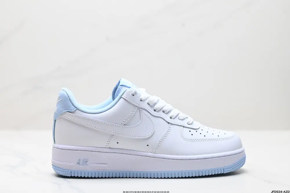 NIKE AIR FORCE 1’07 Sneakers DA8481-100