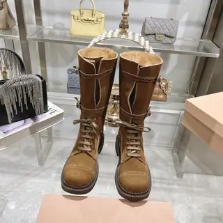 SS autumn and winter new Martin boots Knight boots are full of design