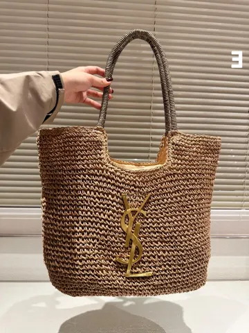 Yves Saint Laurent Tote