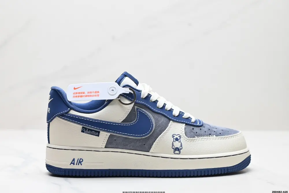 NIKE AIR FORCE 1’07 Sneakers KK1988-017